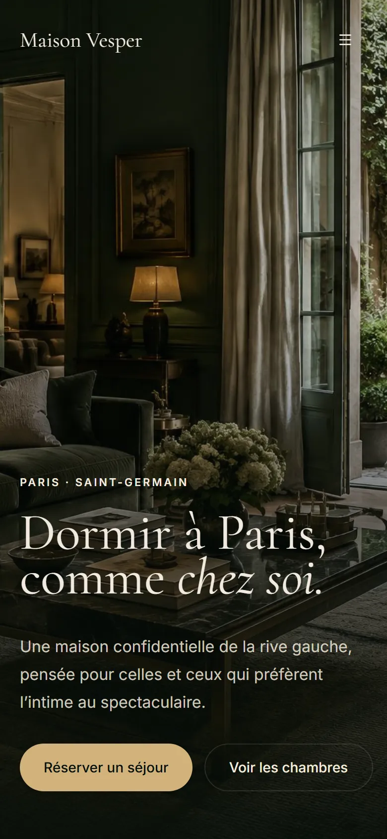 Page d'accueil du site d'exemple Maison Vesper sur téléphone